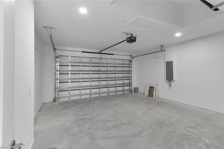4202 Nw 33rd St, Cape Coral, Florida 33993
