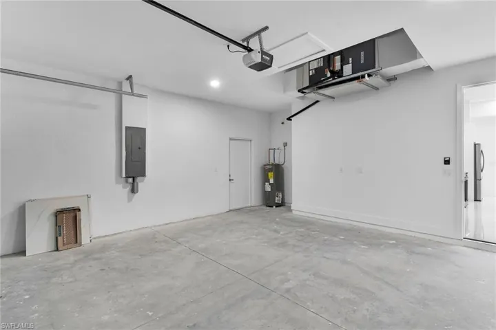 4202 Nw 33rd St, Cape Coral, Florida 33993