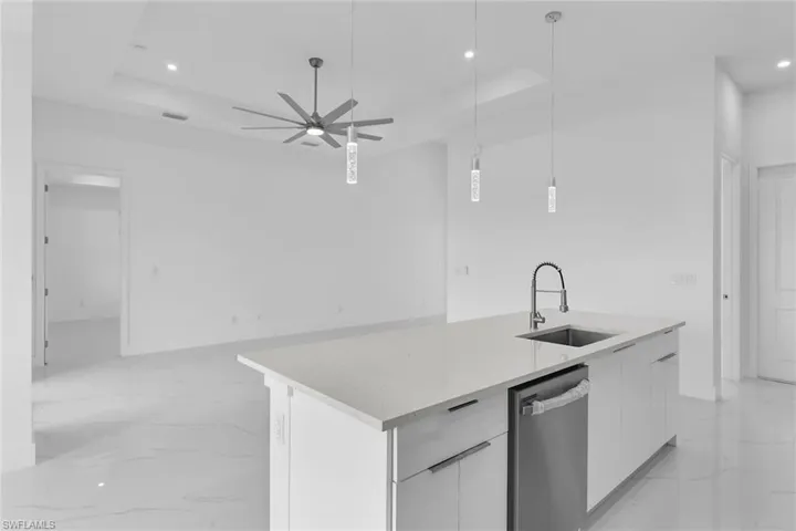 4202 Nw 33rd St, Cape Coral, Florida 33993