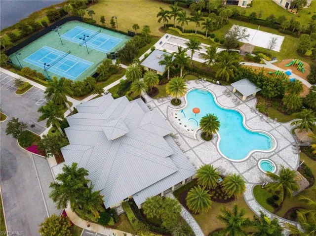 2217 Cara Cara Way, Naples, Florida 34120