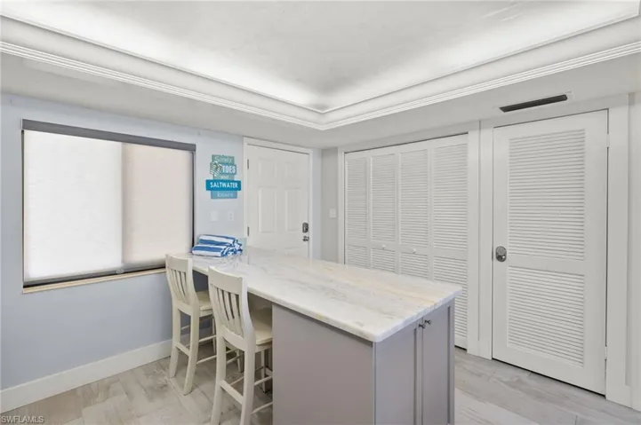 Breakfast Bar