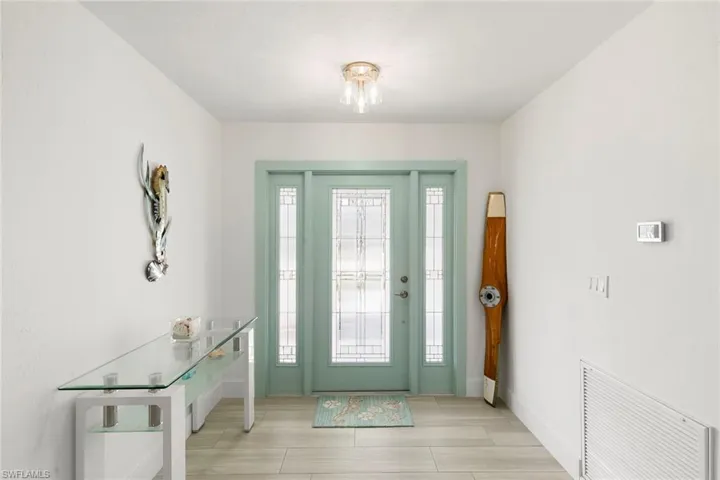 752  Saint Andrews  BLVD, Naples, FL 34113
