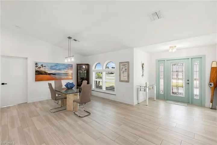 752  Saint Andrews  BLVD, Naples, FL 34113