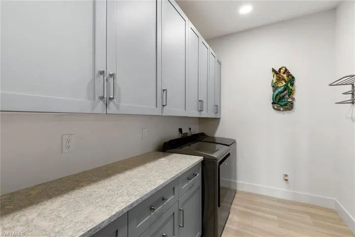 752  Saint Andrews  BLVD, Naples, FL 34113