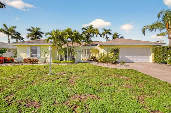 1376  Whiskey Creek  DR, Fort Myers, FL 33919