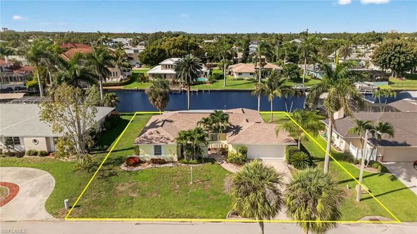 1376  Whiskey Creek  DR, Fort Myers, FL 33919