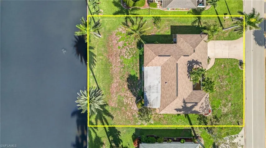 1376  Whiskey Creek  DR, Fort Myers, FL 33919
