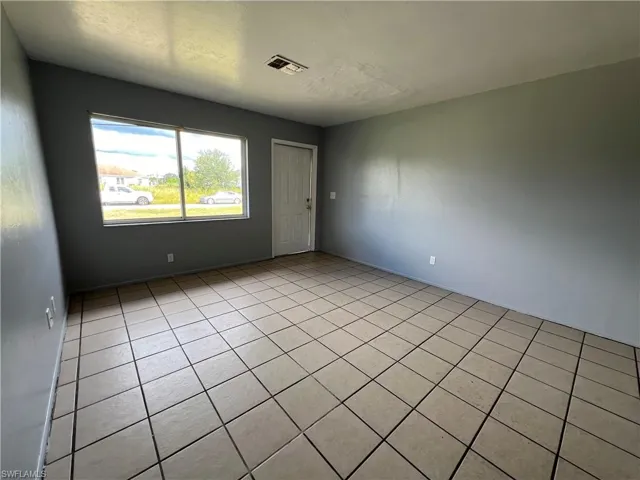 714 Gilbert Ave S, Lehigh Acres, Florida 33973