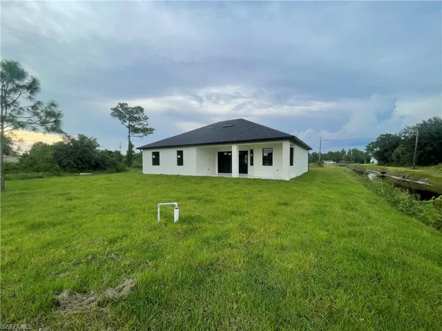 3401 41st St Sw, Lehigh Acres, Florida 33976