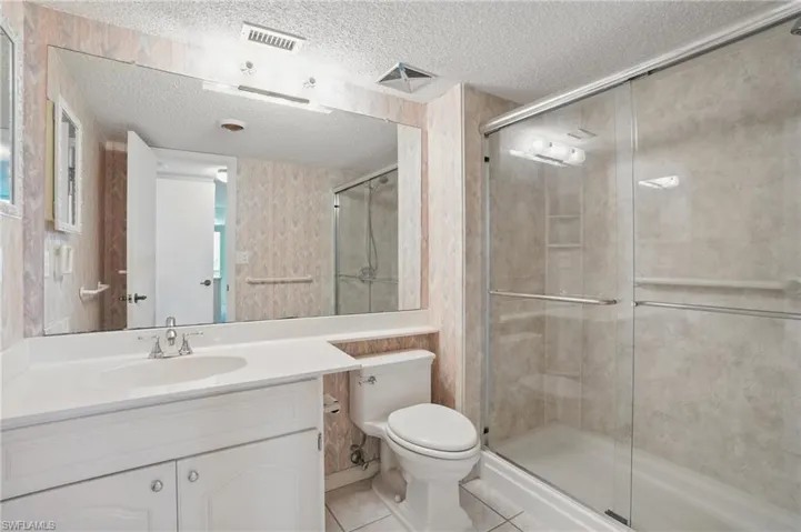 Master Bedroom Bathroom VIRTUALLY ENHANCED