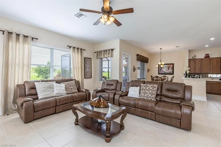 1966  Par  DR, Naples, FL 34120