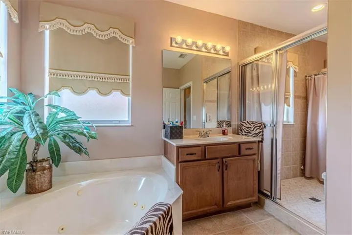 1966  Par  DR, Naples, FL 34120