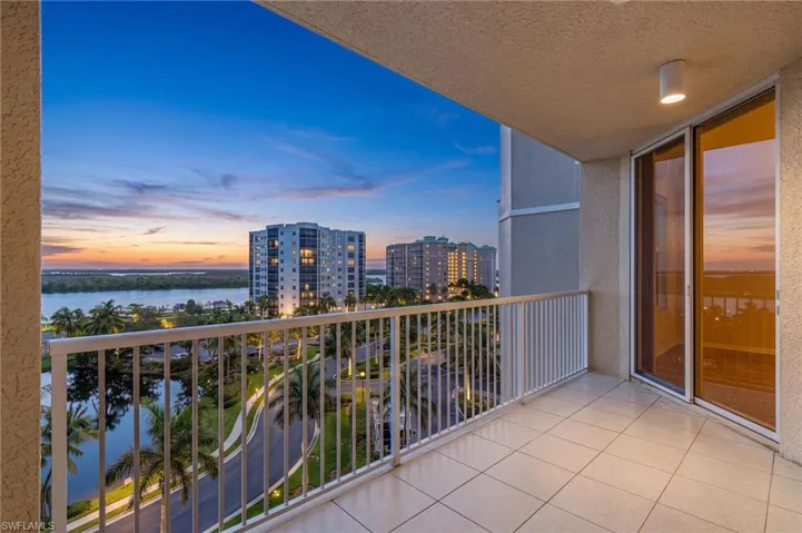 4192 Bay Beach Ln 872, Fort Myers Beach, Florida 33931