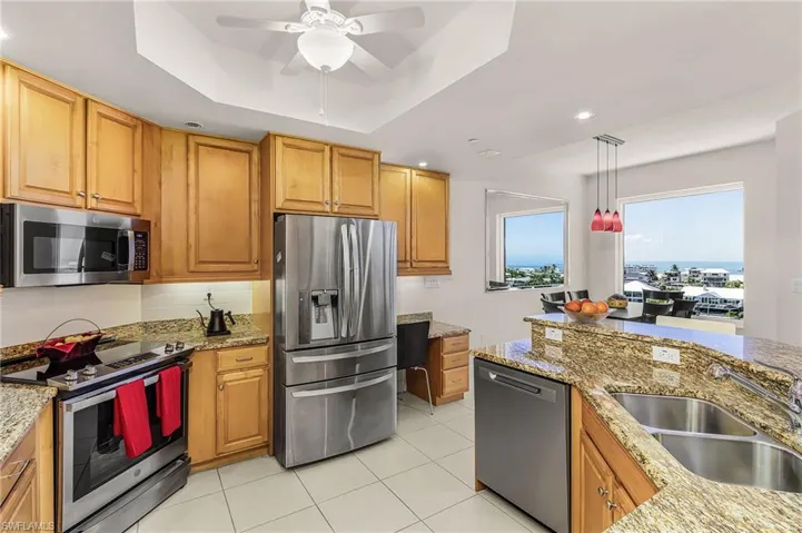 4192 Bay Beach Ln 872, Fort Myers Beach, Florida 33931