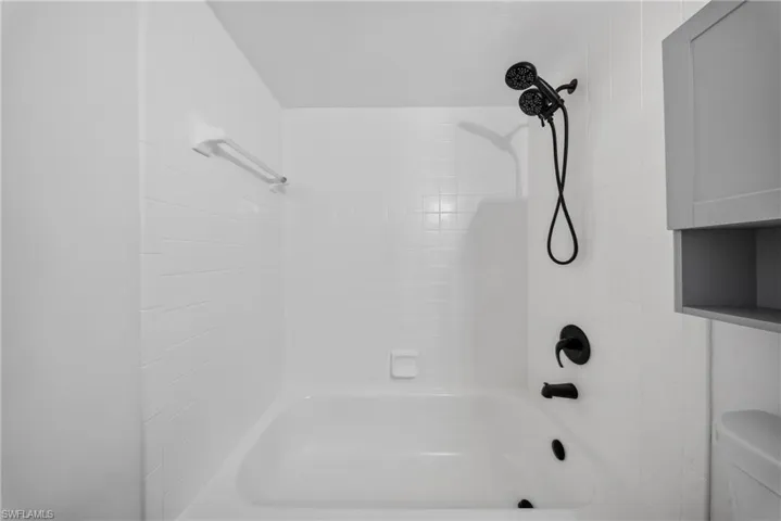 9627 Eaton Gardens Ln 103, Fort Myers, Florida 33919