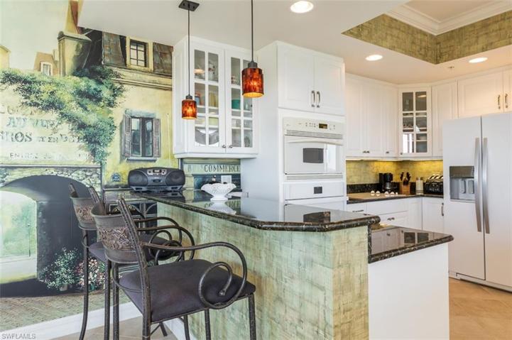 Breakfast bar