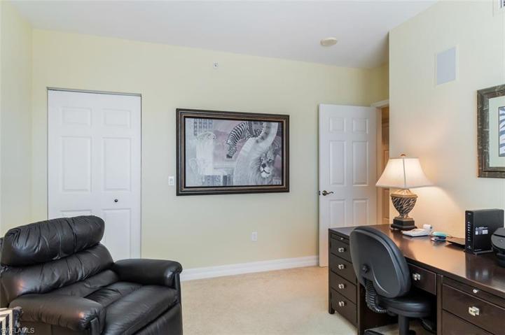 Guest BR 3 used as office