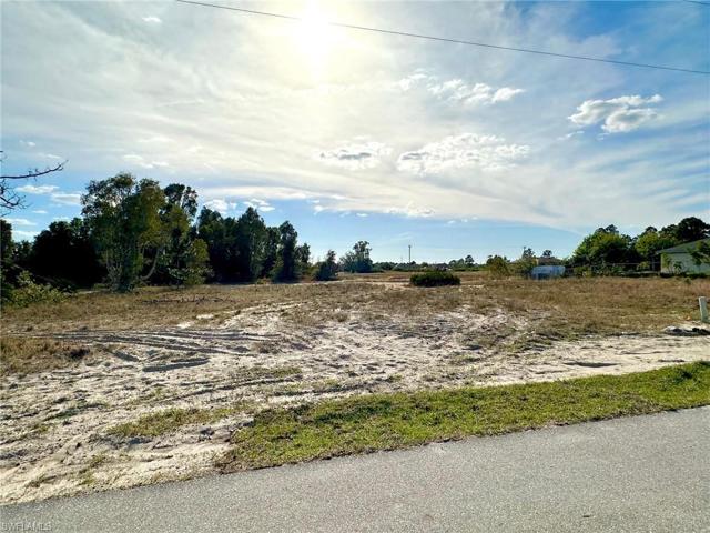 312 Petite AVE, LEHIGH ACRES FL 33974