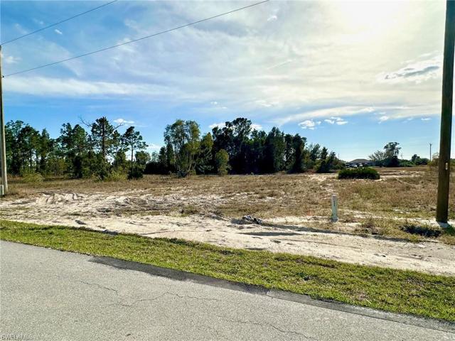 312 Petite AVE, LEHIGH ACRES FL 33974