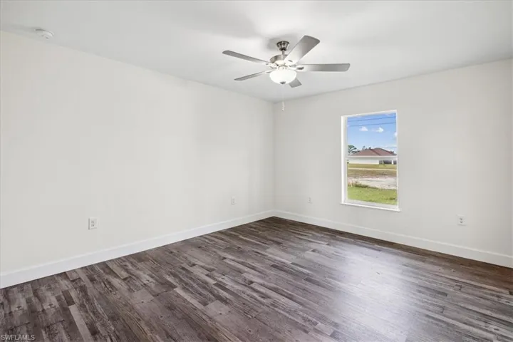 1722 NW 2nd  PL, Cape Coral, FL 33993