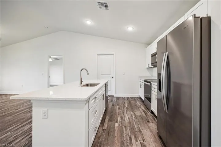 1722 NW 2nd  PL, Cape Coral, FL 33993