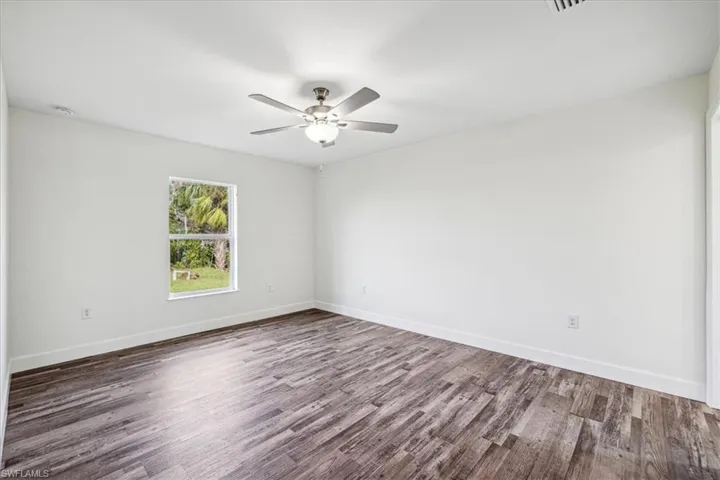 1722 NW 2nd  PL, Cape Coral, FL 33993