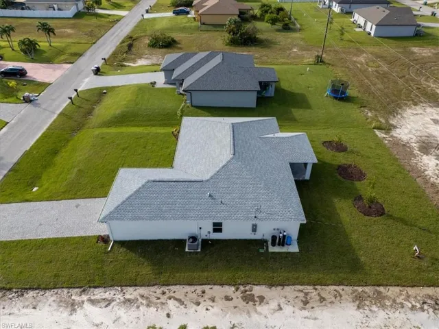 1722 NW 2nd  PL, Cape Coral, FL 33993
