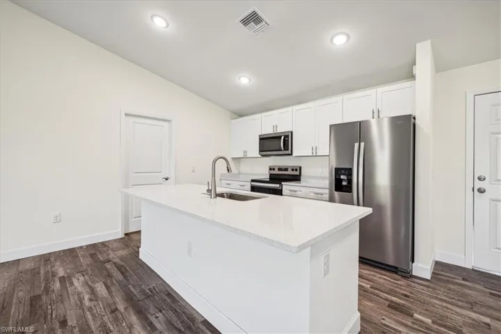 1722 NW 2nd  PL, Cape Coral, FL 33993