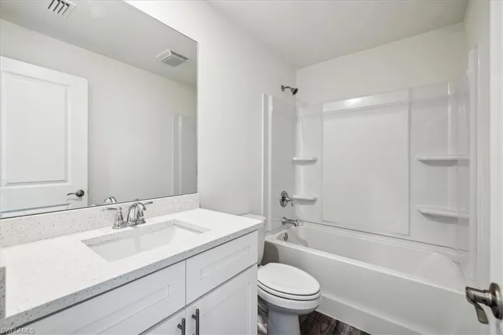 1722 NW 2nd  PL, Cape Coral, FL 33993