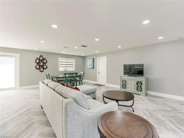 Living room with spacious dining area