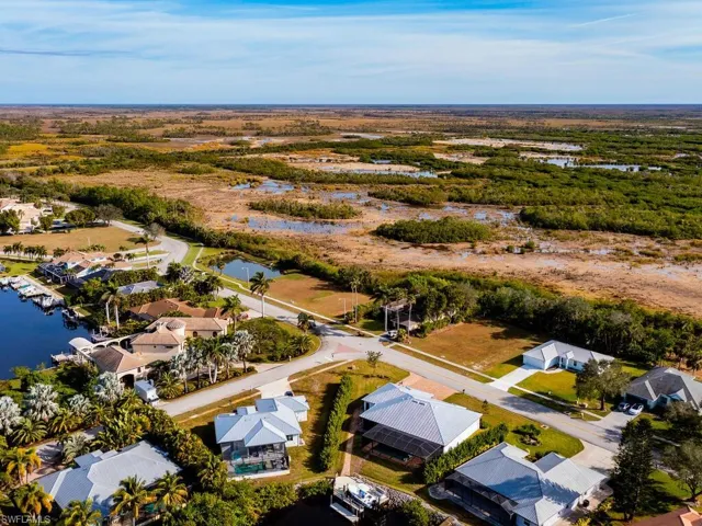 204 Cays Dr, Naples Fl 34114