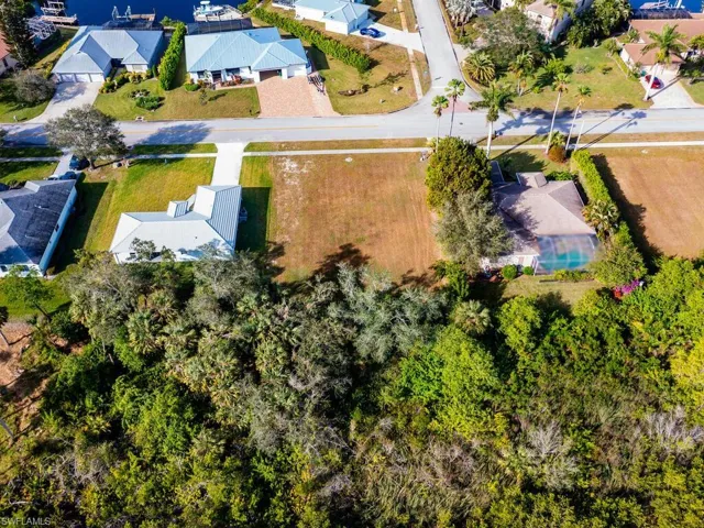 204 Cays Dr, Naples Fl 34114