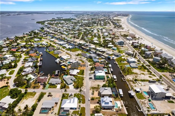5161 Williams Dr, Fort Myers Beach, Florida 33931