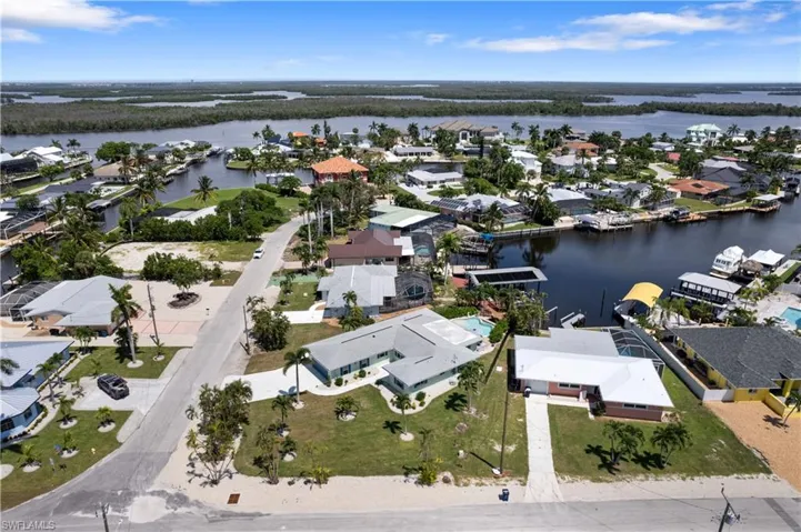 5161 Williams Dr, Fort Myers Beach, Florida 33931