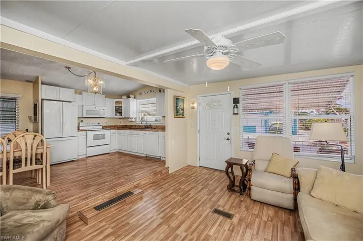 195 Ramble Dr, North Fort Myers, Florida 33903