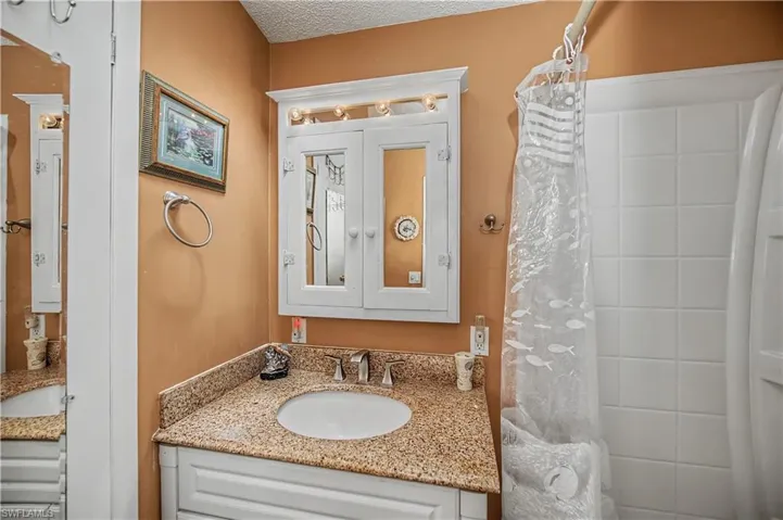195 Ramble Dr, North Fort Myers, Florida 33903