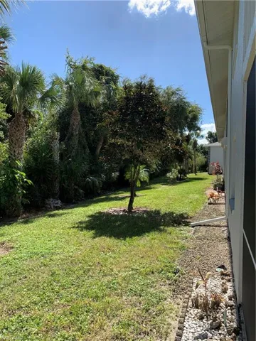 260 Belina Dr 9, Naples, Florida 34104