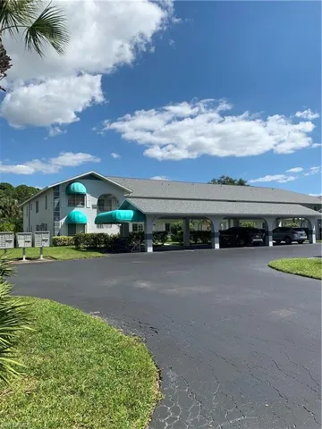 260 Belina Dr 9, Naples, Florida 34104