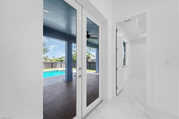 2317 Kismet Pkwy W, Cape Coral, Florida 33993