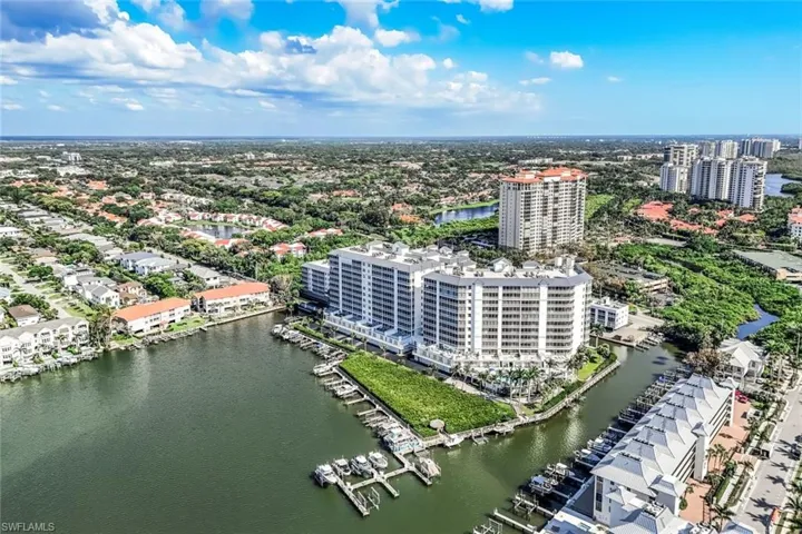 450  Launch  CIR, Naples, FL 34108