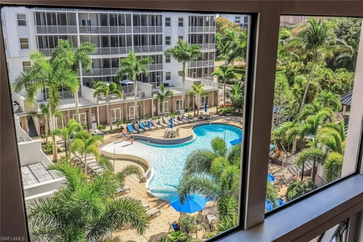 450  Launch  CIR, Naples, FL 34108
