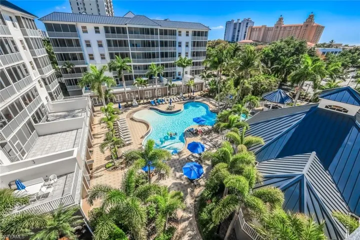 450  Launch  CIR, Naples, FL 34108