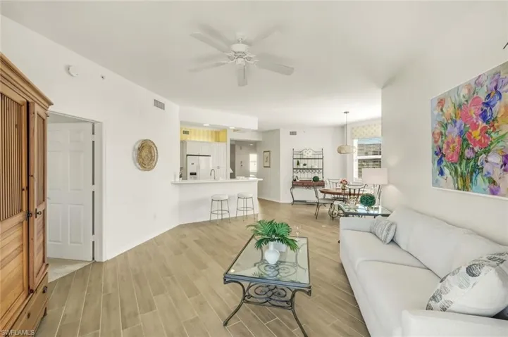 450  Launch  CIR, Naples, FL 34108