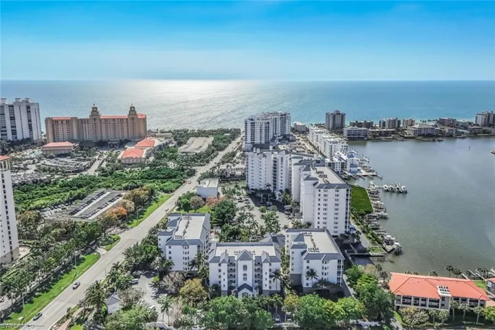450  Launch  CIR, Naples, FL 34108