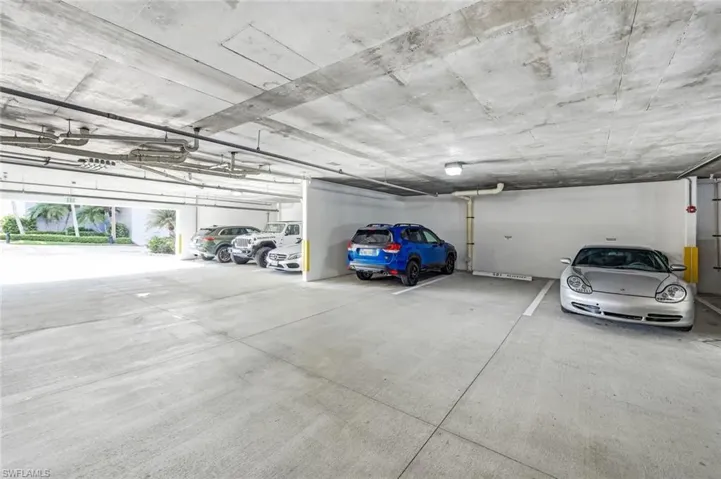 450  Launch  CIR, Naples, FL 34108