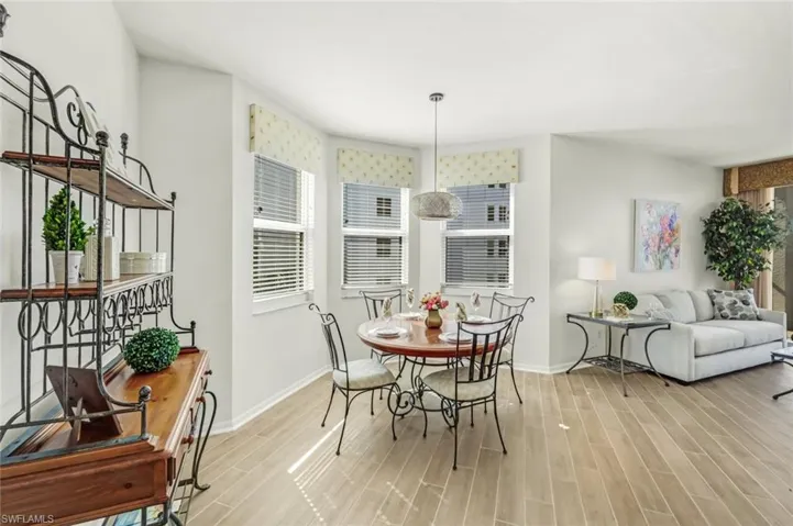 450  Launch  CIR, Naples, FL 34108