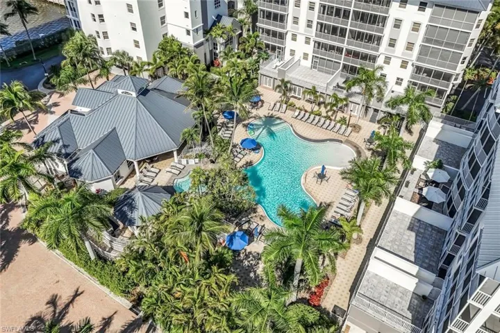 450  Launch  CIR, Naples, FL 34108