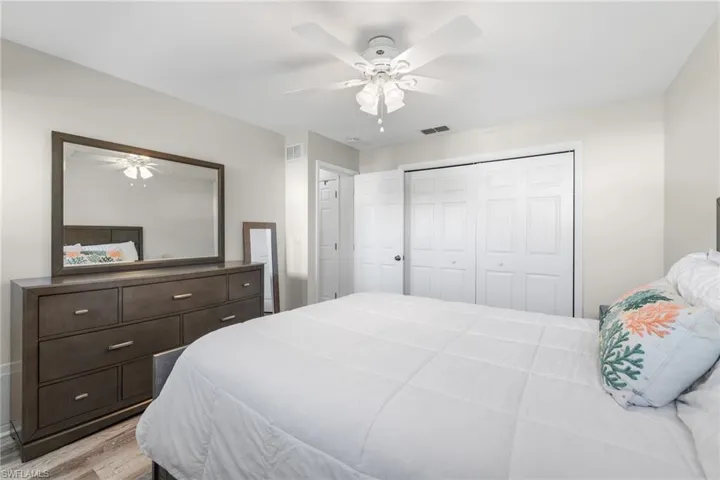 702 Se 42nd Ln, Cape Coral Fl 33904