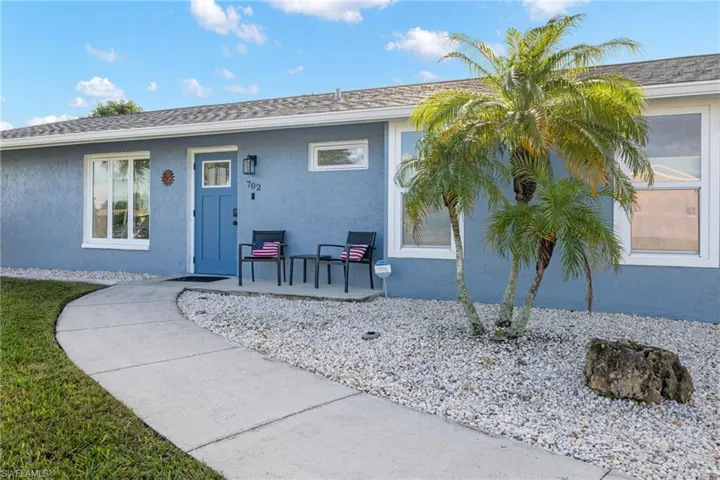 702 Se 42nd Ln, Cape Coral Fl 33904