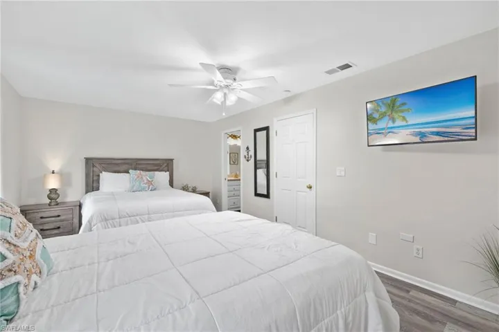 702 Se 42nd Ln, Cape Coral Fl 33904
